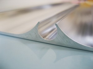 アルミ押出し金型製作前の試作加工